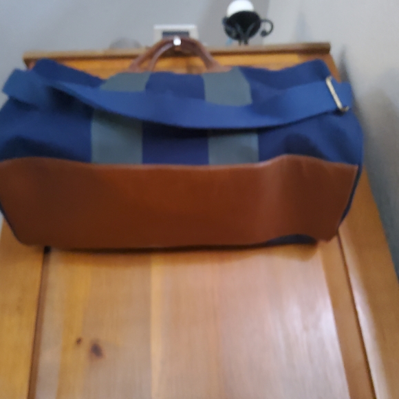 NWOT Ralph Lauren Navy & Forest Green Canvas Travel Duffle with Leather Handles - Picture 15 of 16